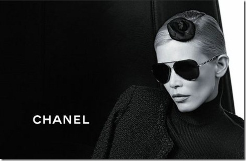 Claudia-Schiffer-Chanel-Eyewear3